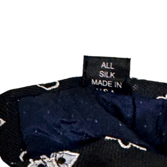 Royal Classic for Tom James Silk Tie Black Silver Tall  64”X 4” - Picture 7 of 9